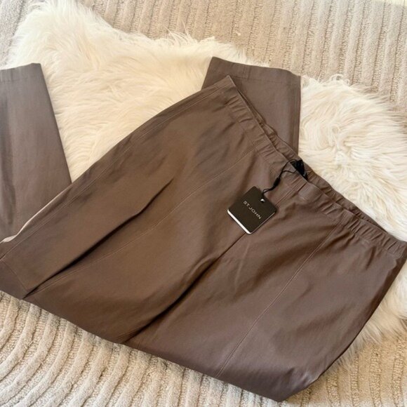 St. John *NEW* Taupe Leather Pants - originally $1995! - Picture 7 of 15